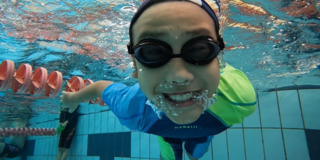 UNIKI 悠涔游泳學院 兒童游泳、台南游泳課、高雄游泳